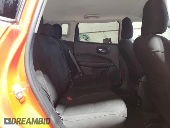 ✅ 2021 Jeep Compass Sport • VIN: 3C4NJDAB8MT502564 • Lot: 57710475. Wystawiony na Copart z przebiegiem 42 448 mil. Bezpłatny archiwum sprzedaży aukcyjnych z USA i szczegółowy raport historii pojazdu na DreamBid. Zdjęcie 11.