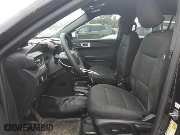 ✅ 2023 Ford Police Interceptor Utility • VIN: 1FM5K8AC7PGA81499 • Lot: 76470164. Wystawiony na Copart z przebiegiem 11 509 mil. Bezpłatny archiwum sprzedaży aukcyjnych z USA i szczegółowy raport historii pojazdu na DreamBid. Zdjęcie 7.