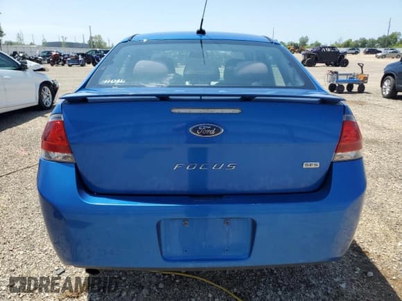 ✅ 2011 Ford Focus SES • VIN: 1FAHP3GN2BW114539 • Лот: 61915925. Опубликован ранее на Copart с пробегом 200 674 миль. Бесплатный доступ к архиву аукционных продаж из США и подробный отчёт об истории автомобиля на DreamBid. Изображение 6.