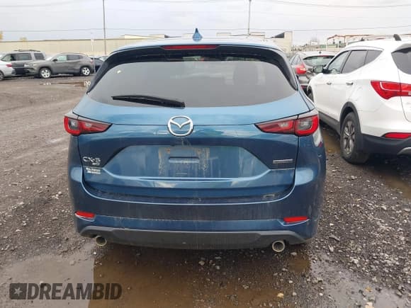 ✅ 2024 Mazda CX-5 S Select • VIN: JM3KFBBM4R0416074 • Lot: 43580974. Wystawiony na IAAI z przebiegiem 42 042 mil. Bezpłatny archiwum sprzedaży aukcyjnych z USA i szczegółowy raport historii pojazdu na DreamBid. Zdjęcie 16.