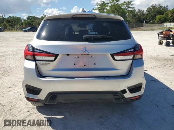 ✅ 2022 Mitsubishi Outlander ES • VIN: JA4APUAU5NU021929 • Лот: 87430875. Опубликован ранее на Copart с пробегом 54 578 миль. Бесплатный доступ к архиву аукционных продаж из США и подробный отчёт об истории автомобиля на DreamBid. Изображение 6.