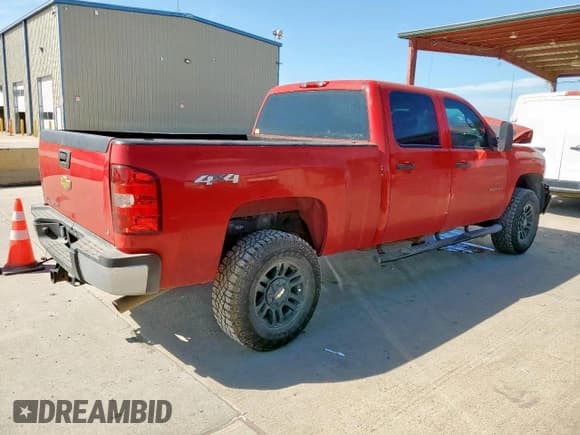 ✅ 2014 Chevrolet Silverado 2500HD Work Truck • VIN: 1GC1KVCG3EF184519 • Lot: 67472425. Listed on Copart with 95,859 mi. Free auction sales archive from the USA and detailed vehicle history report at DreamBid. Image 3.