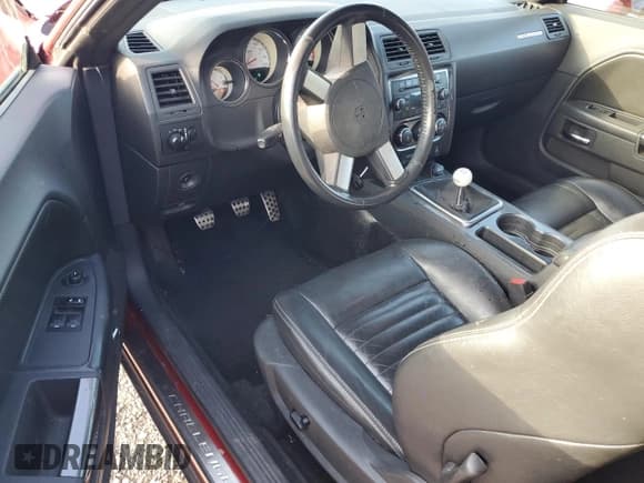 ✅ 2010 Dodge Challenger R/T • VIN: 2B3CJ5DT7AH141058 • Lot: 78012194. Wystawiony na Copart z przebiegiem 105 258 mil. Bezpłatny archiwum sprzedaży aukcyjnych z USA i szczegółowy raport historii pojazdu na DreamBid. Zdjęcie 8.