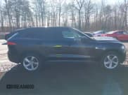 ✅ 2018 Jaguar F-Pace 30t Premium • VIN: SADCJ2GX3JA202274 • Lot: 40171256. Listed on IAAI with Not provided. Free auction sales archive from the USA and detailed vehicle history report at DreamBid. Image 13.