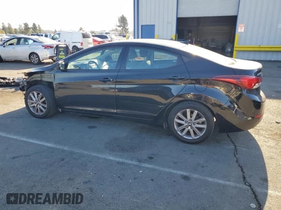 ✅ 2014 Hyundai Elantra SE • VIN: 5NPDH4AE5EH484608 • Lot: 90935035. Listed on Copart with 151,282 mi. Free auction sales archive from the USA and detailed vehicle history report at DreamBid. Image 2.
