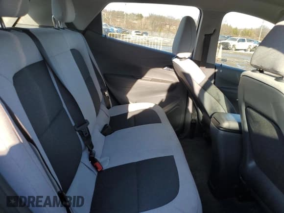 ✅ 2018 Chevrolet Bolt EV LT • VIN: 1G1FW6S02J4111709 • Lot: 87593035. Wystawiony na Copart z przebiegiem 37 125 mil. Bezpłatny archiwum sprzedaży aukcyjnych z USA i szczegółowy raport historii pojazdu na DreamBid. Zdjęcie 10.