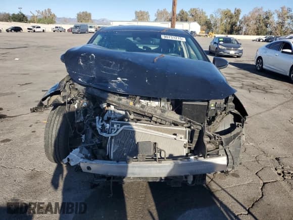 ✅ 2018 Hyundai Ioniq Limited • VIN: KMHC05LH0JU029323 • Лот: 90731215. Опубликован ранее на Copart с пробегом 132 650 миль. Бесплатный доступ к архиву аукционных продаж из США и подробный отчёт об истории автомобиля на DreamBid. Изображение 5.