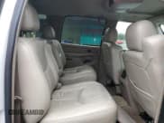 ✅ 2005 Chevrolet Suburban LT • VIN: 3GNFK16Z55G254040 • Lot: 43133425. Listed on Copart with 184,755 mi. Free auction sales archive from the USA and detailed vehicle history report at DreamBid. Image 11.