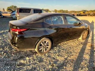 ✅ 2021 Nissan Versa SV • VIN: 3N1CN8EV3ML843445 • Lot: 90759705. Wystawiony na Copart z przebiegiem 124 358 mil. Bezpłatny archiwum sprzedaży aukcyjnych z USA i szczegółowy raport historii pojazdu na DreamBid. Zdjęcie 3.