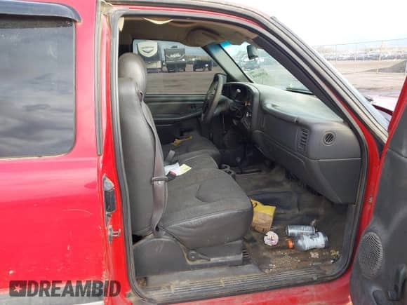 2003 Chevrolet Silverado 1500 LS с VIN 1GCEK19V73E281158, выставлен на аукционе IAAI как лот 43594495 с пробегом 270 275 миль миль и . История ставок и продаж доступна на DreamBid. Изображение 5.