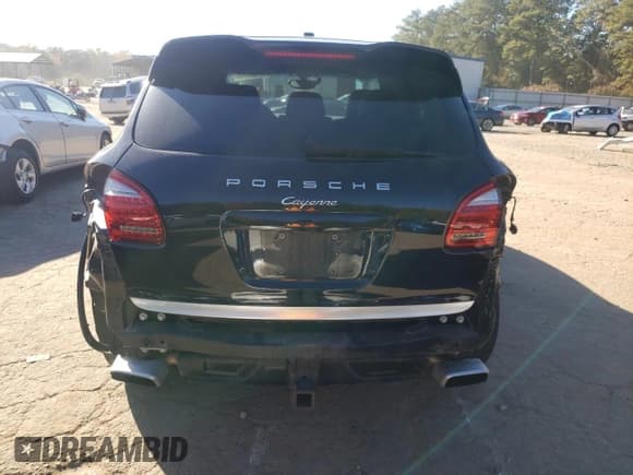 ✅ 2012 Porsche Cayenne • VIN: WP1AA2A22CLA05540 • Lot: 91181755. Listed on Copart with 140,681 mi. Free auction sales archive from the USA and detailed vehicle history report at DreamBid. Image 6.