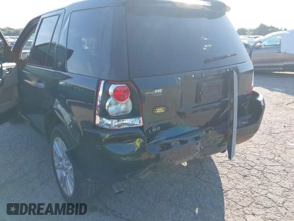 ✅ 2010 Land Rover LR2 HSE • VIN: SALFR2BN1AH186244 • Лот: 42731829. Опубликован ранее на IAAI с пробегом 109 868 миль. Бесплатный доступ к архиву аукционных продаж из США и подробный отчёт об истории автомобиля на DreamBid. Изображение 6.