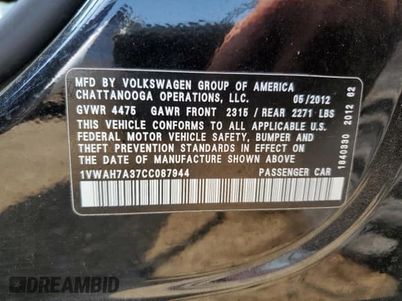 ✅ 2012 Volkswagen Passat S • VIN: 1VWAH7A37CC087944 • Лот: 56351965. Опубликован ранее на Copart с пробегом 151 872 миль. Бесплатный доступ к архиву аукционных продаж из США и подробный отчёт об истории автомобиля на DreamBid. Изображение 13.