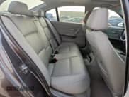 ✅ 2006 BMW 3 Series 325i • VIN: WBAVB17566NK38449 • Lot: 64977945. Wystawiony na Copart z przebiegiem 219 718 mil. Bezpłatny archiwum sprzedaży aukcyjnych z USA i szczegółowy raport historii pojazdu na DreamBid. Zdjęcie 10.