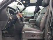 ✅ 2008 Lincoln Navigator • VIN: 5LMFL27548LJ12995 • Лот: 45030025. Опубликован ранее на Copart с пробегом 166 145 миль. Бесплатный доступ к архиву аукционных продаж из США и подробный отчёт об истории автомобиля на DreamBid. Изображение 7.