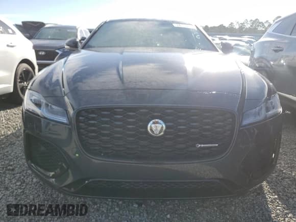 ✅ 2024 Jaguar XF R-Dynamic SE • VIN: SAJBL4GX8RCY95986 • Лот: 74112314. Опубликован ранее на Copart с пробегом Не указан. Бесплатный доступ к архиву аукционных продаж из США и подробный отчёт об истории автомобиля на DreamBid. Изображение 5.