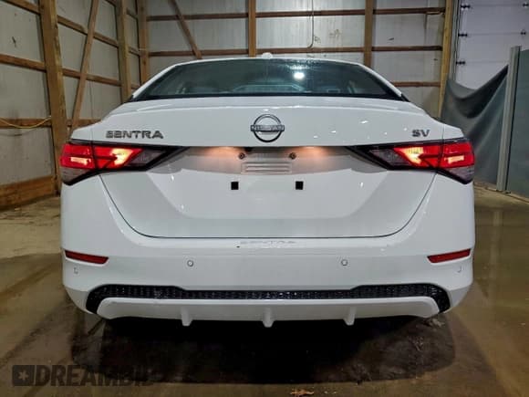 ✅ 2024 Nissan Sentra SV • VIN: 3N1AB8CV4RY213642 • Lot: 96820465. Listed on Copart with 38,756 mi. Free auction sales archive from the USA and detailed vehicle history report at DreamBid. Image 6.