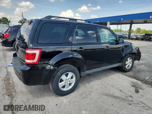 ✅ 2009 Ford Escape XLT • VIN: 1FMCU03769KC67957 • Lot: 87244225. Wystawiony na Copart z przebiegiem 212 890 mil. Bezpłatny archiwum sprzedaży aukcyjnych z USA i szczegółowy raport historii pojazdu na DreamBid. Zdjęcie 3.