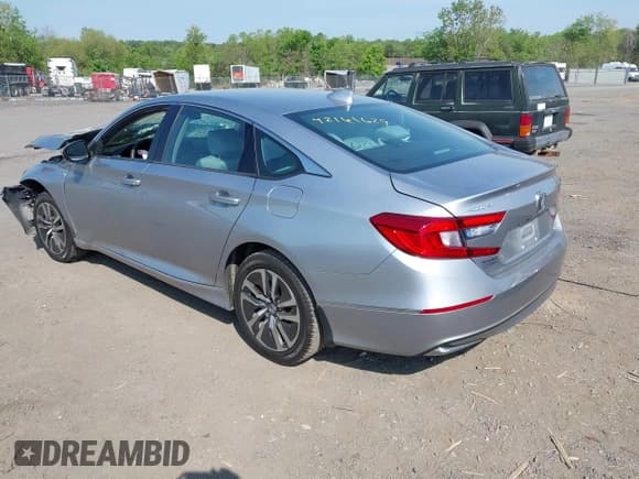 ✅ 2019 Honda Accord EX • VIN: 1HGCV3F48KA008906 • Лот: 42161629. Опубликован ранее на IAAI с пробегом 101 570 миль. Бесплатный доступ к архиву аукционных продаж из США и подробный отчёт об истории автомобиля на DreamBid. Изображение 3.