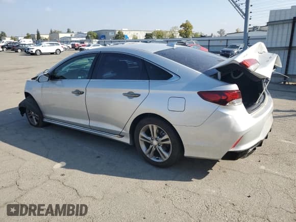 ✅ 2019 Hyundai Sonata Sport • VIN: 5NPE34AF6KH816224 • Лот: 87206035. Опубликован ранее на Copart с пробегом 43 703 миль. Бесплатный доступ к архиву аукционных продаж из США и подробный отчёт об истории автомобиля на DreamBid. Изображение 2.