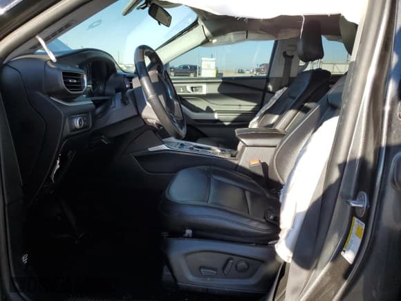 ✅ 2020 Ford Explorer XLT • VIN: 1FMSK7DH4LGC50070 • Лот: 86666745. Опубликован ранее на Copart с пробегом 116 865 миль. Бесплатный доступ к архиву аукционных продаж из США и подробный отчёт об истории автомобиля на DreamBid. Изображение 7.