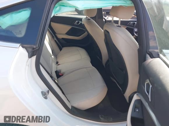 ✅ 2022 BMW 2 Series 228i • VIN: WBA53AK01N7K13261 • Lot: 42998411. Wystawiony na IAAI z przebiegiem 50 040 mil. Bezpłatny archiwum sprzedaży aukcyjnych z USA i szczegółowy raport historii pojazdu na DreamBid. Zdjęcie 8.