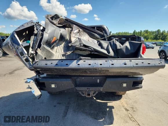 ✅ 2016 Toyota Tundra Platinum • VIN: 5TFAY5F1XGX506396 • Lot: 71361505. Listed on Copart with 166,500 mi. Free auction sales archive from the USA and detailed vehicle history report at DreamBid. Image 6.