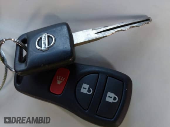 2014 Nissan Frontier Desert Runner z VIN 1N6AD0ER9EN763755, wystawiony jako IAAI lot #43352830 z przebiegiem 221 936 mil mil oraz . Historia ofert i sprzedaży dostępna na DreamBid. Obrazek 11.