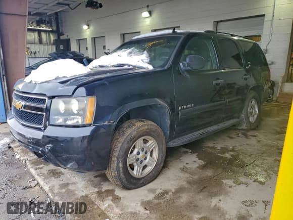✅ 2007 Chevrolet Tahoe LS • VIN: 1GNFC13C17J395296 • Lot: 96457045. Listed on Copart with 288,149 mi. Free auction sales archive from the USA and detailed vehicle history report at DreamBid. Image 1.
