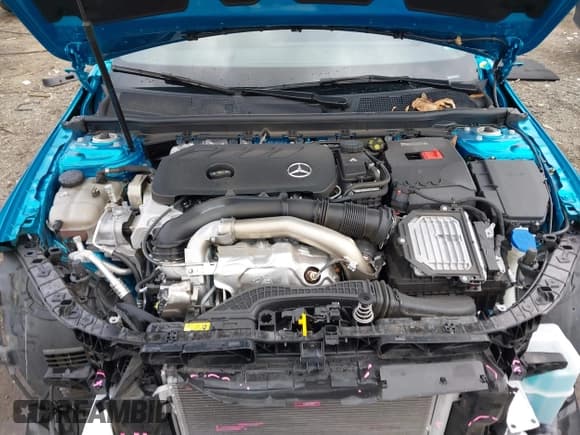 ✅ 2024 Mercedes-Benz CLA 250 • VIN: W1K5J4HB8RN450291 • Lot: 43591186. Wystawiony na IAAI z przebiegiem 11 401 mil. Bezpłatny archiwum sprzedaży aukcyjnych z USA i szczegółowy raport historii pojazdu na DreamBid. Zdjęcie 10.