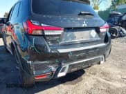 ✅ 2022 Mitsubishi Outlander ES • VIN: JA4APUAU8NU019642 • Lot: 43503025. Wystawiony na IAAI z przebiegiem 68 906 mil. Bezpłatny archiwum sprzedaży aukcyjnych z USA i szczegółowy raport historii pojazdu na DreamBid. Zdjęcie 6.
