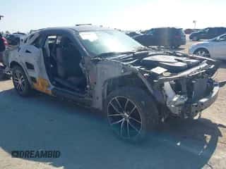 2019 Dodge Challenger SXT z VIN 2C3CDZGG9KH759872, wystawiony jako IAAI lot #43319625 z przebiegiem Nie podano mil oraz . Historia ofert i sprzedaży dostępna na DreamBid. Obrazek 1.