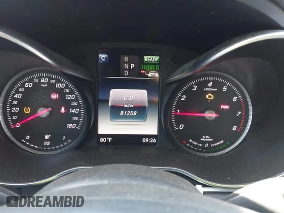 ✅ 2018 Mercedes-Benz C 350e • VIN: 55SWF4HB8JU270326 • Lot: 42899561. Listed on IAAI with 81,258 mi. Free auction sales archive from the USA and detailed vehicle history report at DreamBid. Image 7.