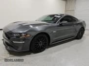 ✅ 2020 Ford Mustang GT • VIN: 1FA6P8CF0L5154466 • Lot: 87013455. Wystawiony na Copart z przebiegiem 69 353 mil. Bezpłatny archiwum sprzedaży aukcyjnych z USA i szczegółowy raport historii pojazdu na DreamBid. Zdjęcie 1.