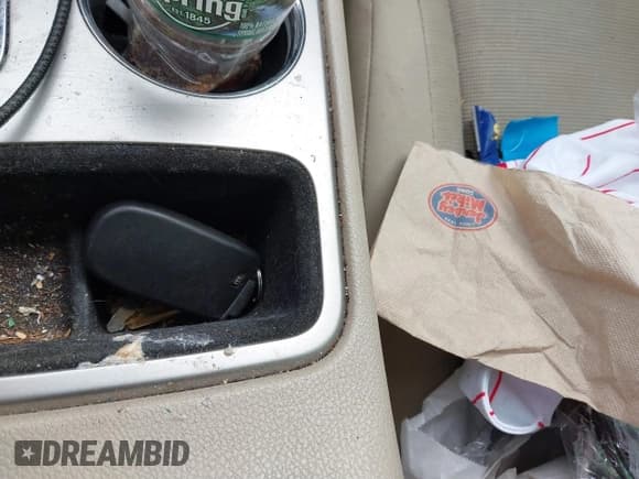 ✅ 2017 Jeep Grand Cherokee Altitude • VIN: 1C4RJFAG0HC620781 • Lot: 41704594. Listed on IAAI with 134,651 mi. Free auction sales archive from the USA and detailed vehicle history report at DreamBid. Image 11.