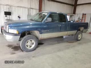 ✅ 2002 Dodge 2500 • VIN: 3B7KF23W72M284200 • Лот: 91862885. Опубликован ранее на Copart с пробегом 268 351 миль. Бесплатный доступ к архиву аукционных продаж из США и подробный отчёт об истории автомобиля на DreamBid. Изображение 1.