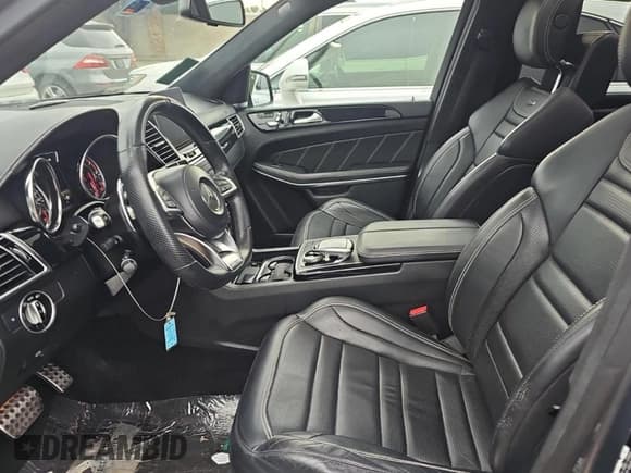 ✅ 2019 Mercedes-Benz GLS 63 AMG • VIN: 4JGDF7FE8KB219514 • Лот: 62428725. Опубликован ранее на Copart с пробегом 206 264 миль. Бесплатный доступ к архиву аукционных продаж из США и подробный отчёт об истории автомобиля на DreamBid. Изображение 11.