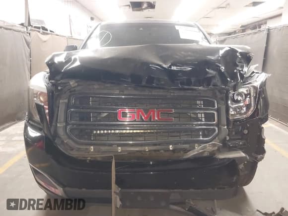 ✅ 2015 GMC Yukon XL SLT • VIN: 1GKS1HKC9FR222184 • Lot: 42245786. Wystawiony na IAAI z przebiegiem 325 383 mil. Bezpłatny archiwum sprzedaży aukcyjnych z USA i szczegółowy raport historii pojazdu na DreamBid. Zdjęcie 12.