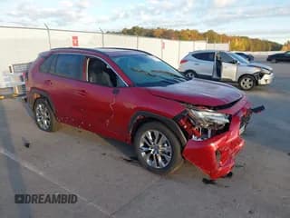 ✅ 2025 Toyota RAV4 XLE Premium • VIN: 2T3A1RFV0SW555070 • Lot: 43518923. Listed on IAAI with 1,099 mi. Free auction sales archive from the USA and detailed vehicle history report at DreamBid. Image 1.