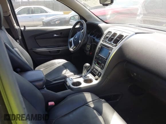 ✅ 2009 GMC Acadia SLT1 • VIN: 1GKEV23D39J216003 • Lot: 42933283. Listed on IAAI with 153,799 mi. Free auction sales archive from the USA and detailed vehicle history report at DreamBid. Image 5.