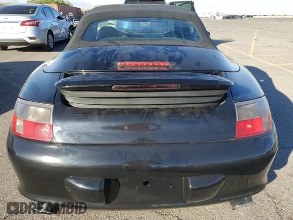 ✅ 2003 Porsche 911 • VIN: WP0CA29913S652318 • Лот: 72995324. Опубликован ранее на Copart с пробегом 114 230 миль. Бесплатный доступ к архиву аукционных продаж из США и подробный отчёт об истории автомобиля на DreamBid. Изображение 6.