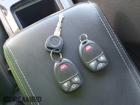 ✅ 2016 Chevrolet Traverse LT • VIN: 1GNKVGKD9GJ101696 • Lot: 43412389. Wystawiony na IAAI z przebiegiem 128 467 mil. Bezpłatny archiwum sprzedaży aukcyjnych z USA i szczegółowy raport historii pojazdu na DreamBid. Zdjęcie 11.