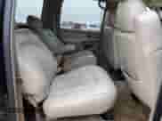 2001 Chevrolet Suburban LT с VIN 3GNEC16T51G212577, выставлен на аукционе Copart как лот 79689664 с пробегом 247 117 миль миль и Списание • Salvage title. История ставок и продаж доступна на DreamBid. Изображение 11.