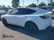 ✅ 2022 Tesla Model Y Long Range • VIN: 7SAYGAEE1NF336521 • Lot: 43368104. Wystawiony na IAAI z przebiegiem 67 759 mil. Bezpłatny archiwum sprzedaży aukcyjnych z USA i szczegółowy raport historii pojazdu na DreamBid. Zdjęcie 15.