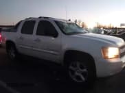✅ 2008 Chevrolet Avalanche 1LT • VIN: 3GNFK12338G239946 • Лот: 43812690. Опубликован ранее на IAAI с пробегом 223 627 миль. Бесплатный доступ к архиву аукционных продаж из США и подробный отчёт об истории автомобиля на DreamBid. Изображение 12.
