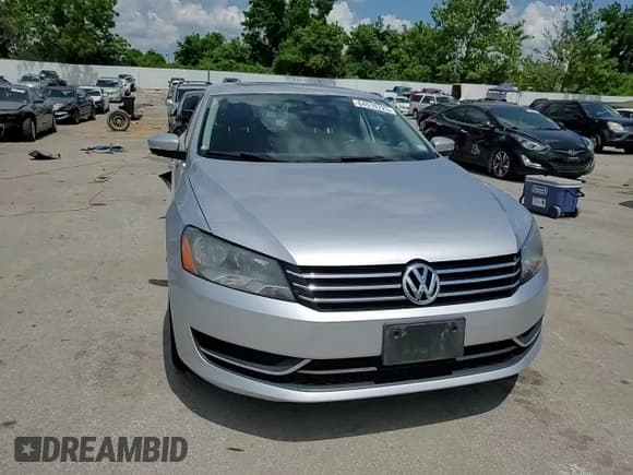✅ 2013 Volkswagen Passat SE • VIN: 1VWBH7A34DC002337 • Lot: 64510725. Listed on Copart with 143,150 mi. Free auction sales archive from the USA and detailed vehicle history report at DreamBid. Image 13.