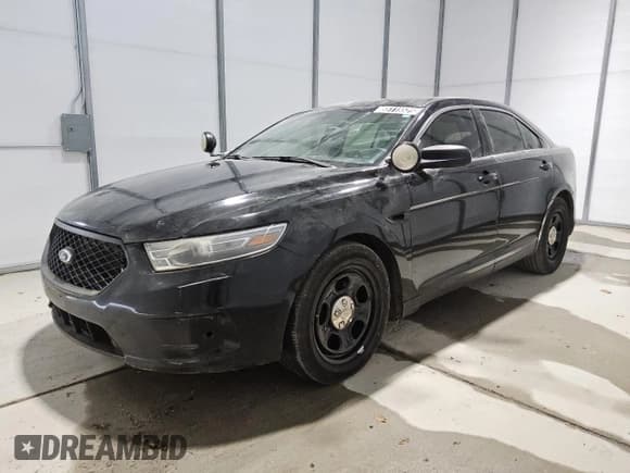✅ 2013 Ford Police Interceptor • VIN: 1FAHP2MT9DG212834 • Lot: 55115525. Wystawiony na Copart z przebiegiem 149 940 mil. Bezpłatny archiwum sprzedaży aukcyjnych z USA i szczegółowy raport historii pojazdu na DreamBid. Zdjęcie 1.