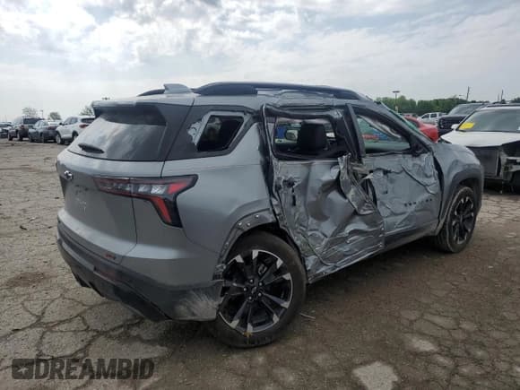 ✅ 2025 Chevrolet Equinox FWD RS • VIN: 3GNAXLEG6SL191606 • Lot: 56887935. Wystawiony na Copart z przebiegiem 6 486 mil. Bezpłatny archiwum sprzedaży aukcyjnych z USA i szczegółowy raport historii pojazdu na DreamBid. Zdjęcie 3.