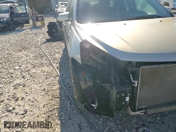 ✅ 2016 Chevrolet Traverse LT • VIN: 1GNKVHKD2GJ144329 • Lot: 89906585. Wystawiony na Copart z przebiegiem 119 394 mil. Bezpłatny archiwum sprzedaży aukcyjnych z USA i szczegółowy raport historii pojazdu na DreamBid. Zdjęcie 15.