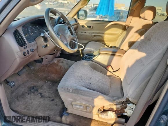 ✅ 2000 Toyota Tundra Limited • VIN: 5TBBT4816YS109102 • Lot: 84602905. Listed on Copart with Not provided. Free auction sales archive from the USA and detailed vehicle history report at DreamBid. Image 7.